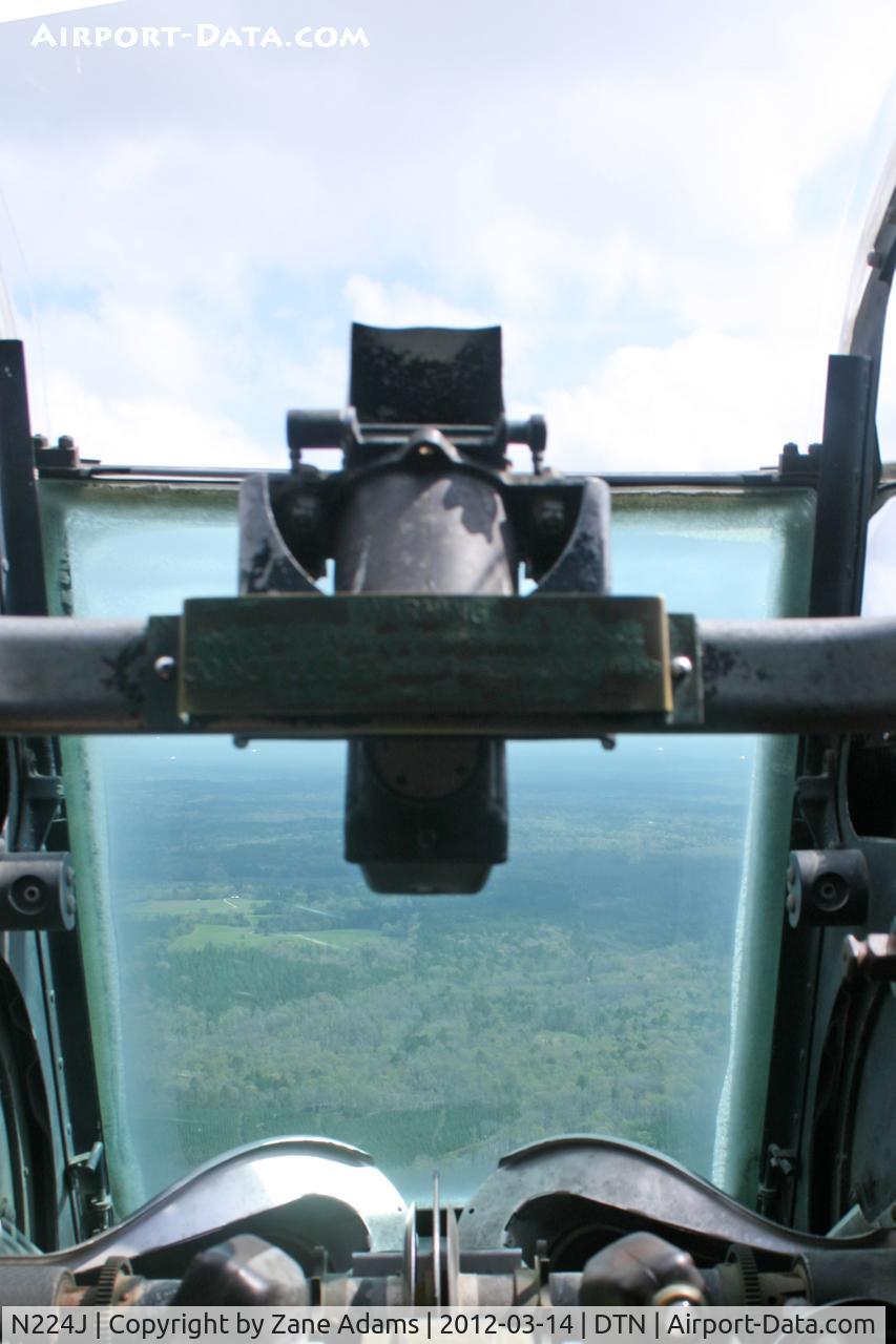 N224J, 1944 Consolidated B-24J-85-CF Liberator C/N 1347 (44-44052), On board the Collings Foundation B-24J 