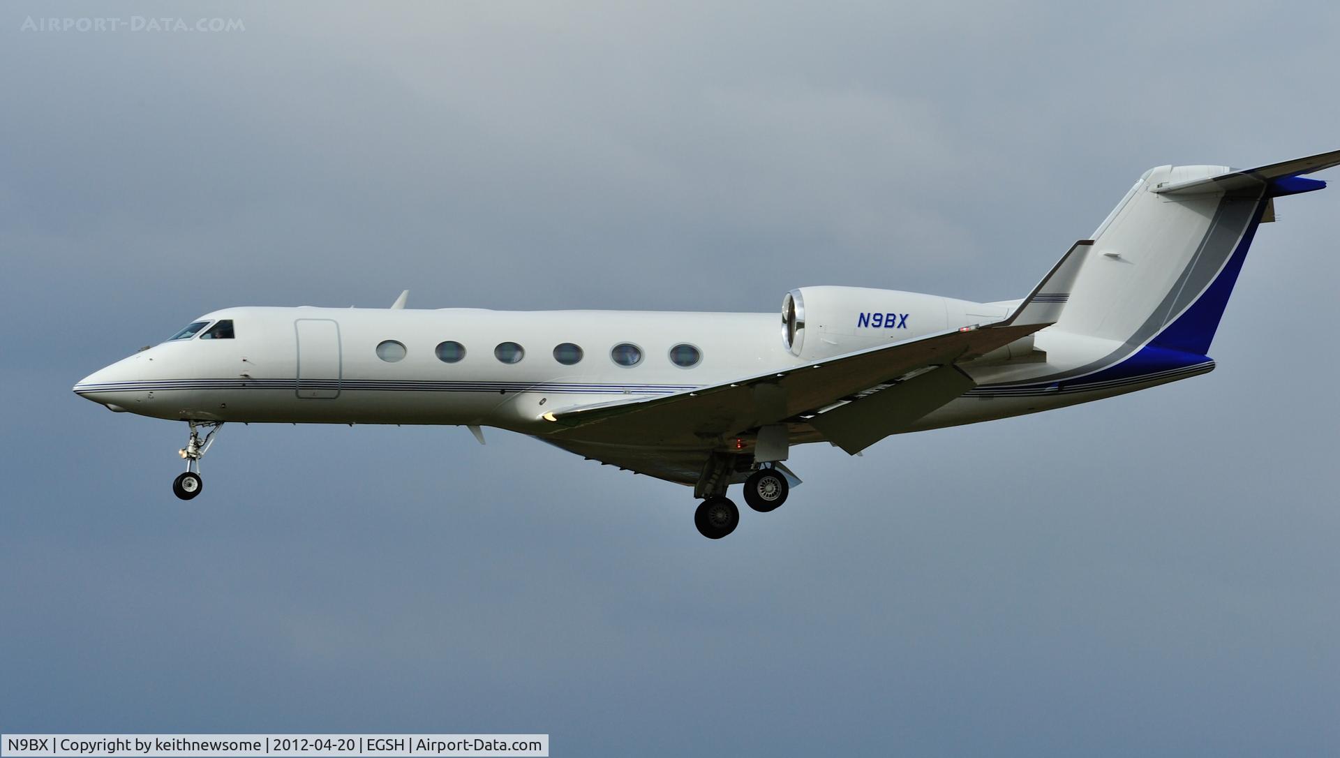 N9BX, 2008 Gulfstream Aerospace GIV-X (G450) C/N 4145, Landing onto 27 at Norwich International !