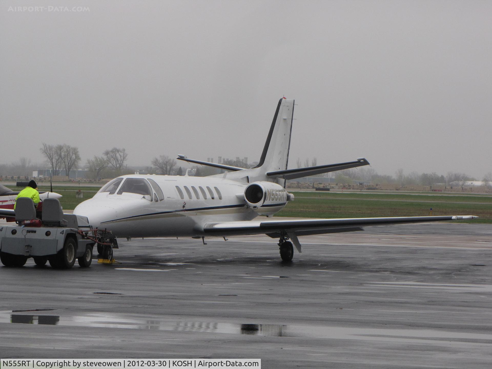N555RT, 1981 Cessna 551 Citation II/SP C/N 551-0323, Orion FBO ramp on a wet soggy kind of day