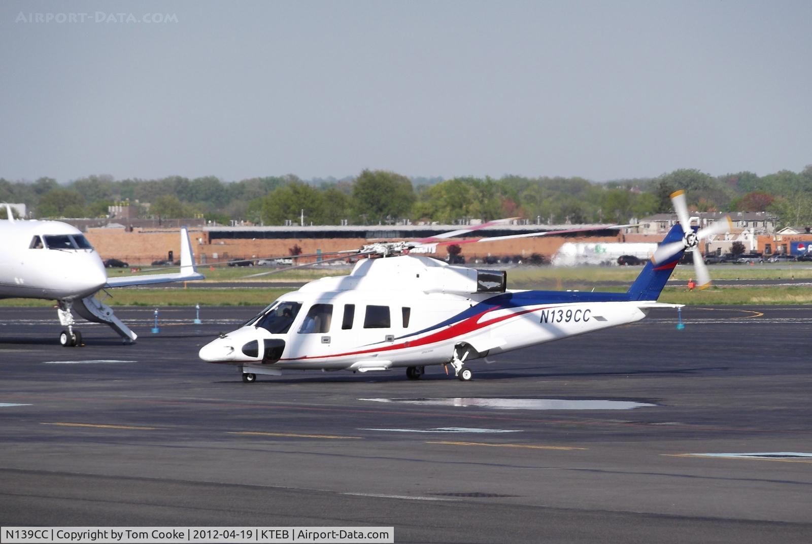 N139CC, 1986 Sikorsky S-76B C/N 760324, N139CC