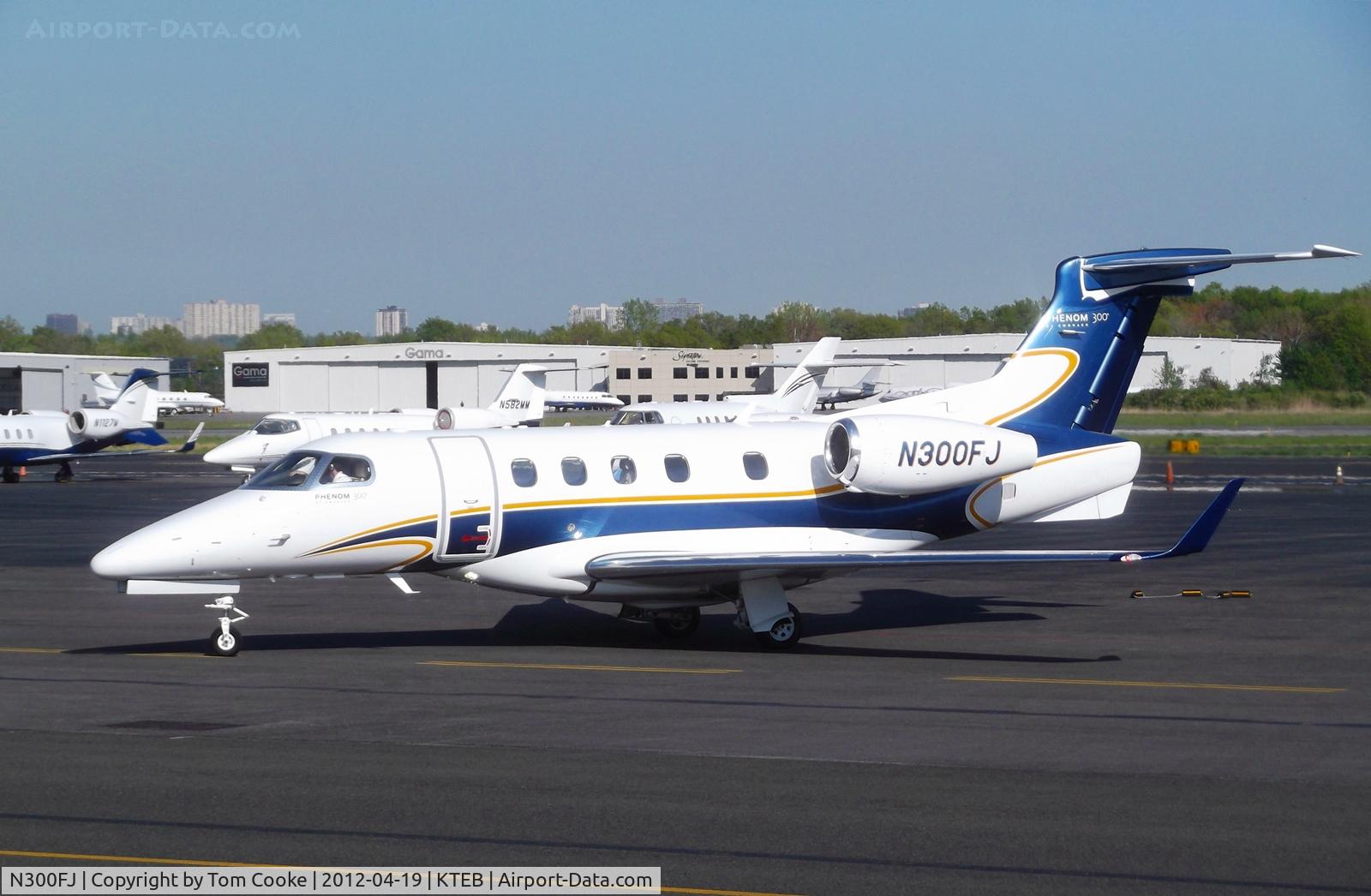 N300FJ, 2010 Embraer EMB-505 Phenom 300 C/N 50500046, N300FJ