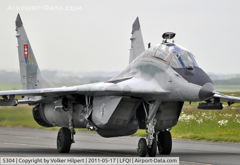 5304, Mikoyan-Gurevich MiG-29UB C/N N50903028253, Tiger Meet 2011