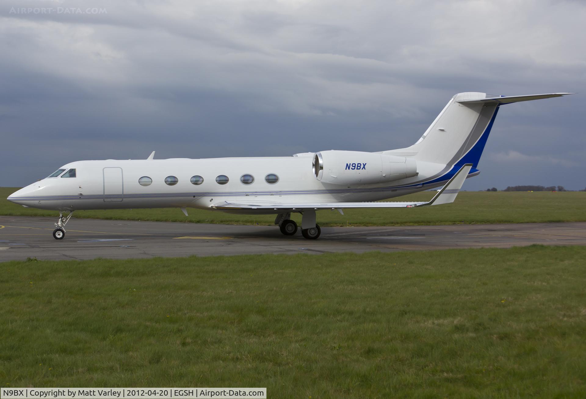 N9BX, 2008 Gulfstream Aerospace GIV-X (G450) C/N 4145, Arriving at SaxonAir.