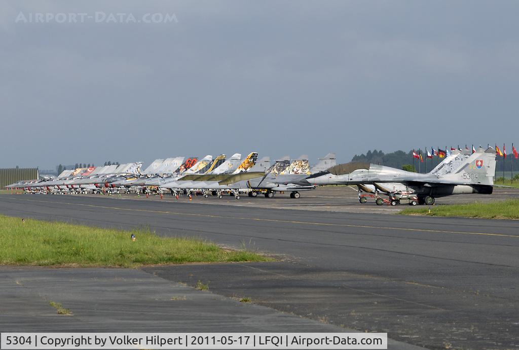5304, Mikoyan-Gurevich MiG-29UB C/N N50903028253, Tiger Meet 2011
