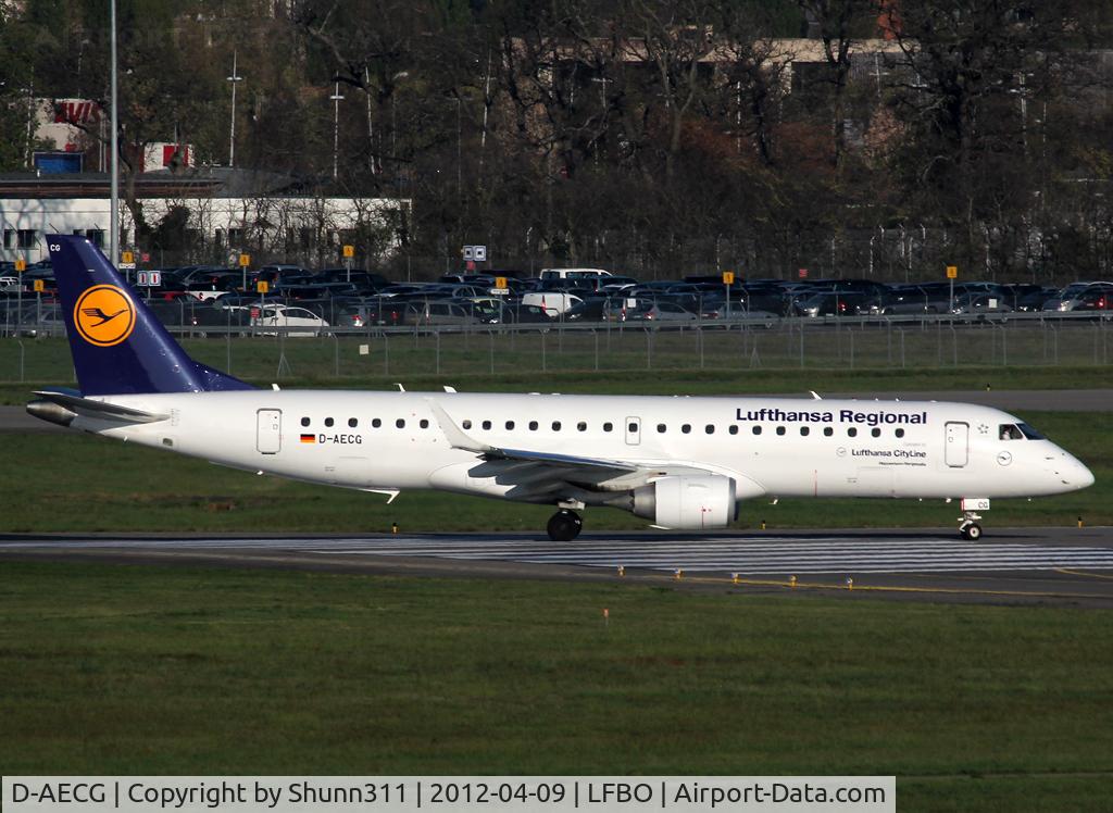 D-AECG, 2010 Embraer 190LR (ERJ-190-100LR) C/N 19000368, Lining up rwy 14L for departure...