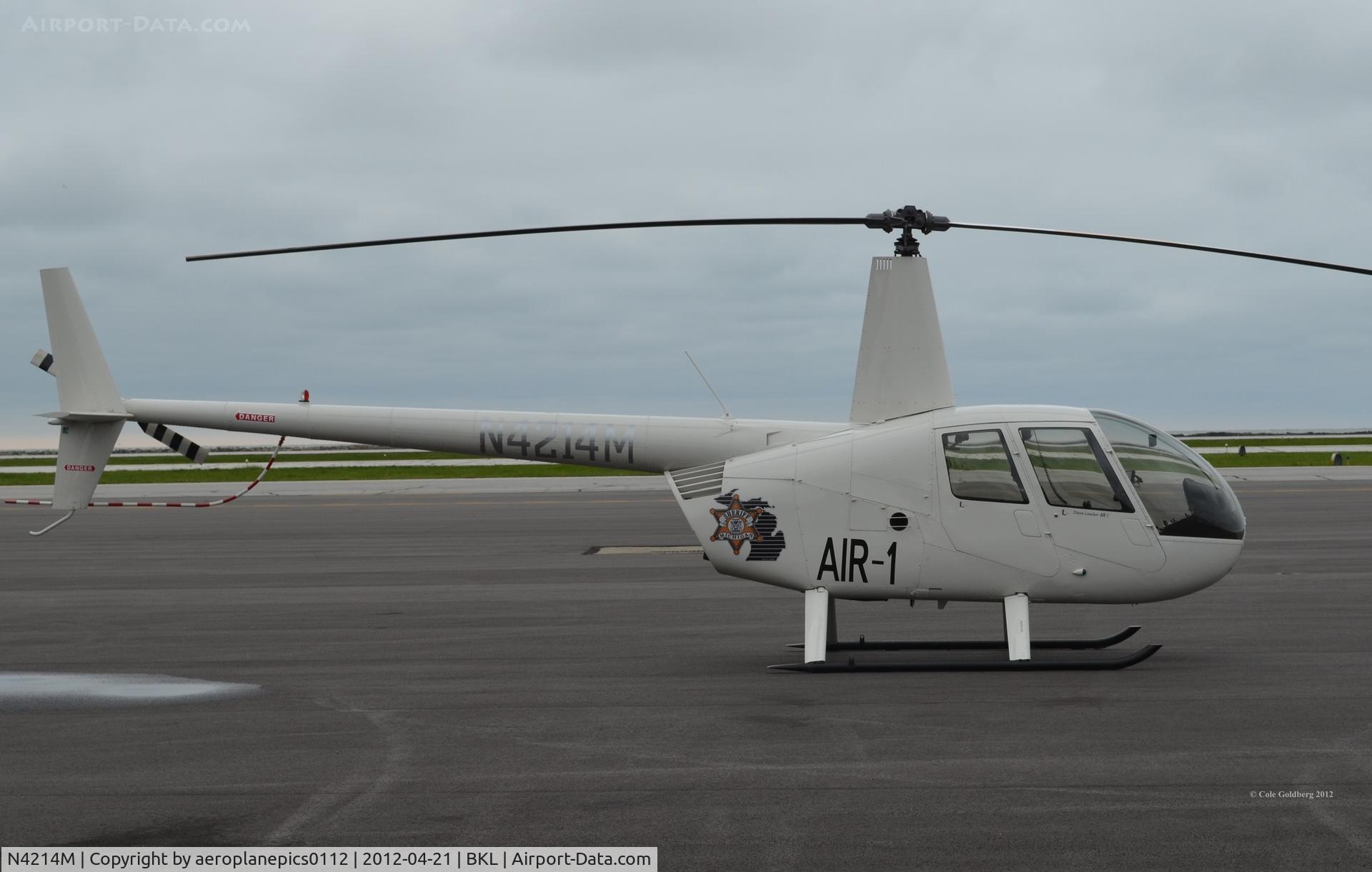N4214M, Robinson R44 C/N 2008, N4214M flew into KBKL at 1140, April 21st, 2012.