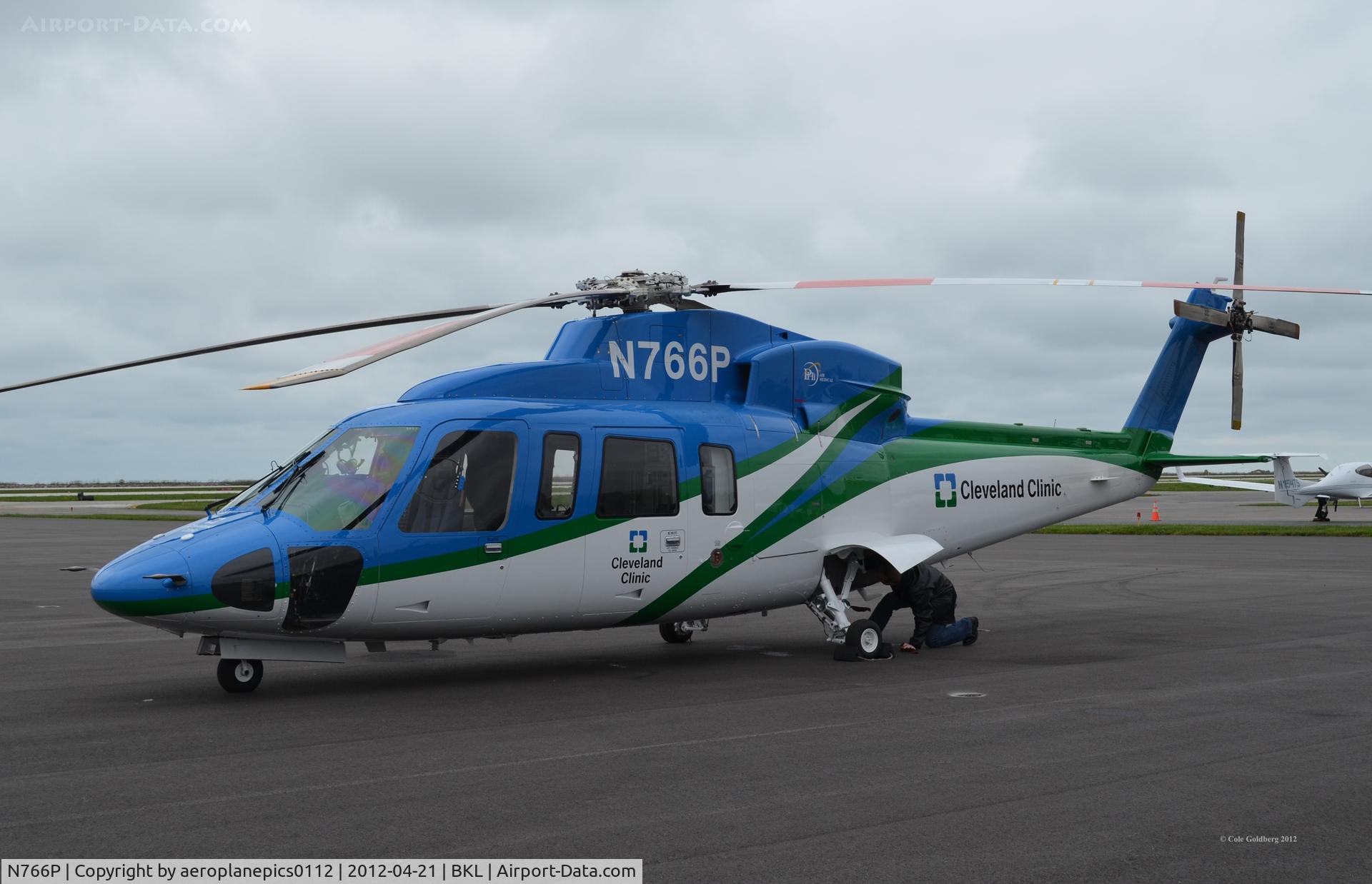 N766P, 2005 Sikorsky S-76C C/N 760594, N766P seen in the Cleveland Clinic's livery.