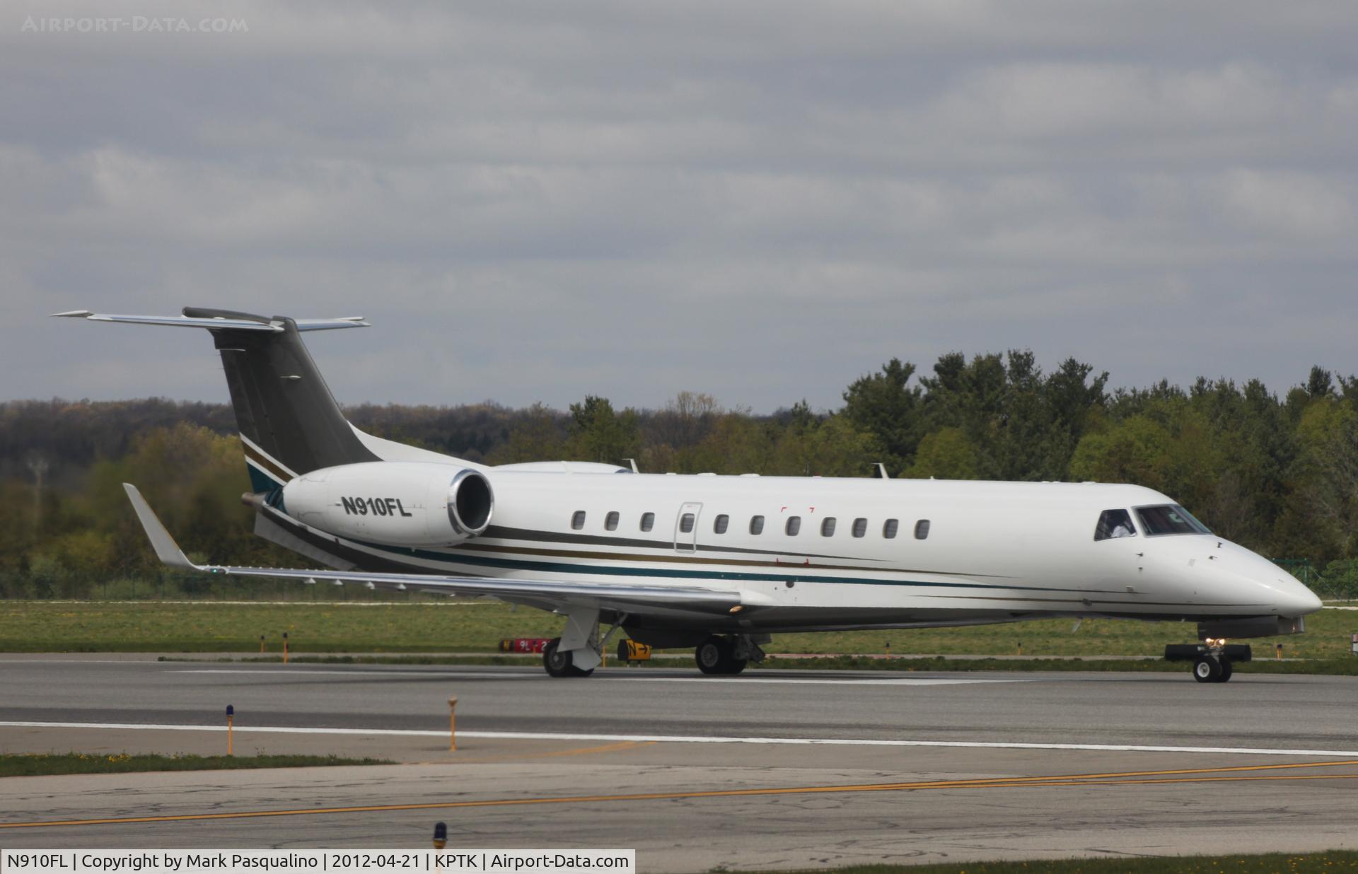 N910FL, 2006 Embraer EMB-135BJ Legacy C/N 14500952, EMB-135BJ