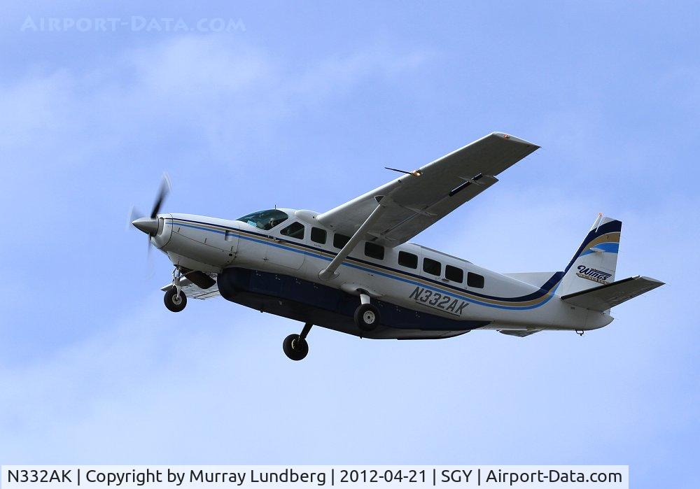 N332AK, 1999 Cessna 208B Grand Caravan C/N 208B0779, Leaving Skagway on a sched to Juneau.