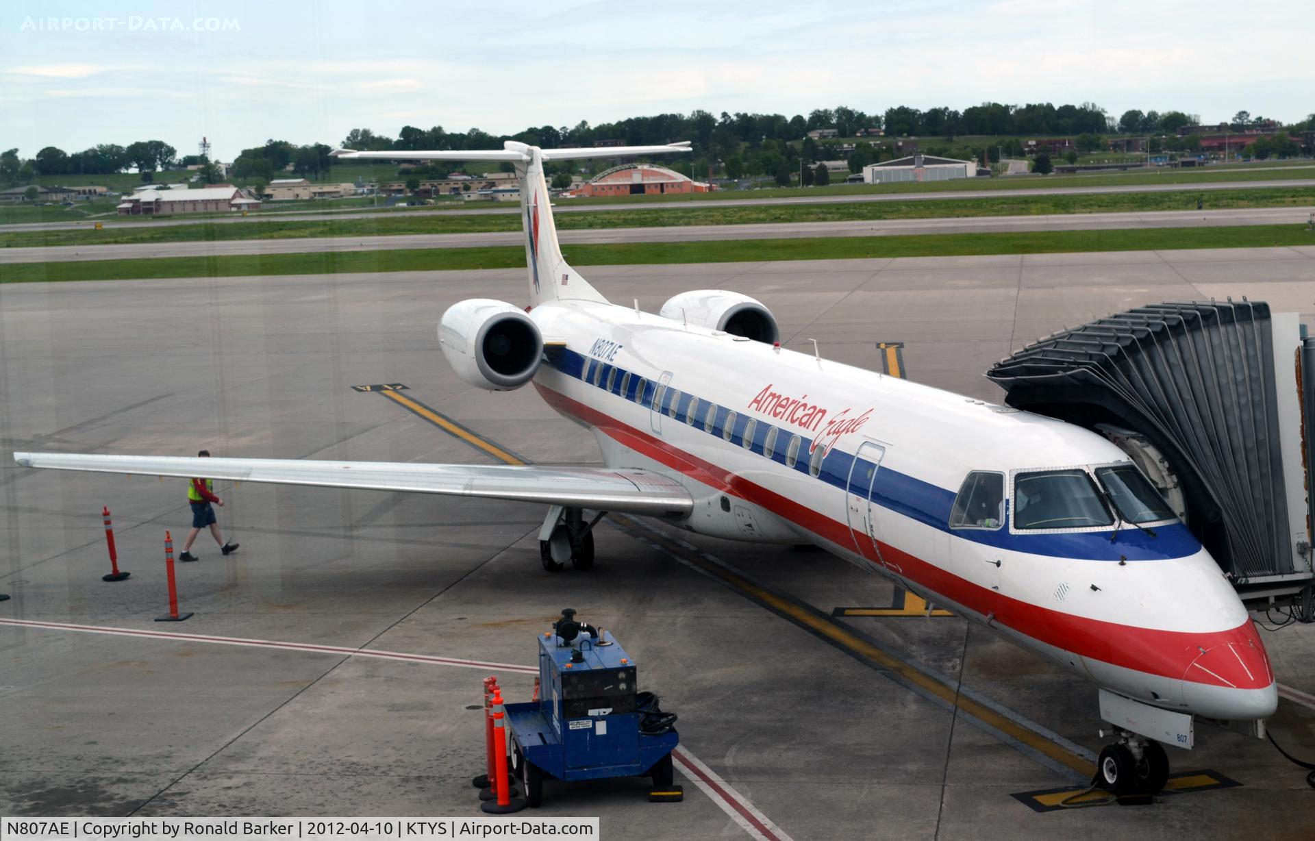 N807AE, 2001 Embraer ERJ-140LR (EMB-135KL) C/N 145506, TYS, TN