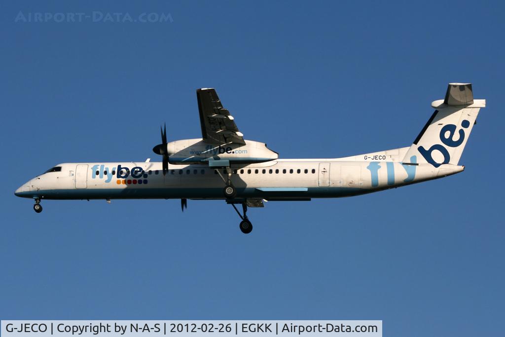 G-JECO, 2006 De Havilland Canada DHC-8-402Q Dash 8 C/N 4126, Short final