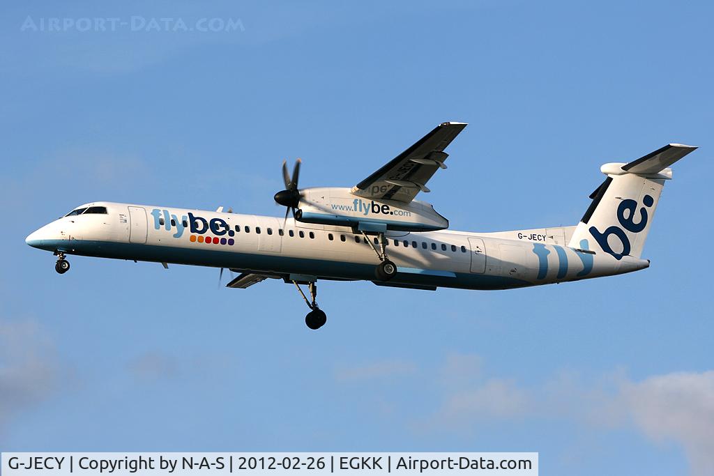 G-JECY, 2007 De Havilland Canada DHC-8-402Q Dash 8 C/N 4157, Short final
