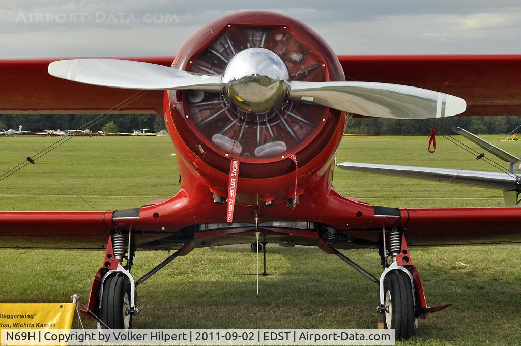 N69H, 1943 Beech D17S Staggerwing C/N 4896, Oldtimer Meeting Hahnweide 2011