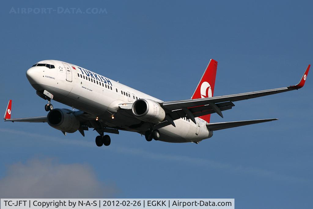 TC-JFT, 1999 Boeing 737-8F2 C/N 29780, Short final