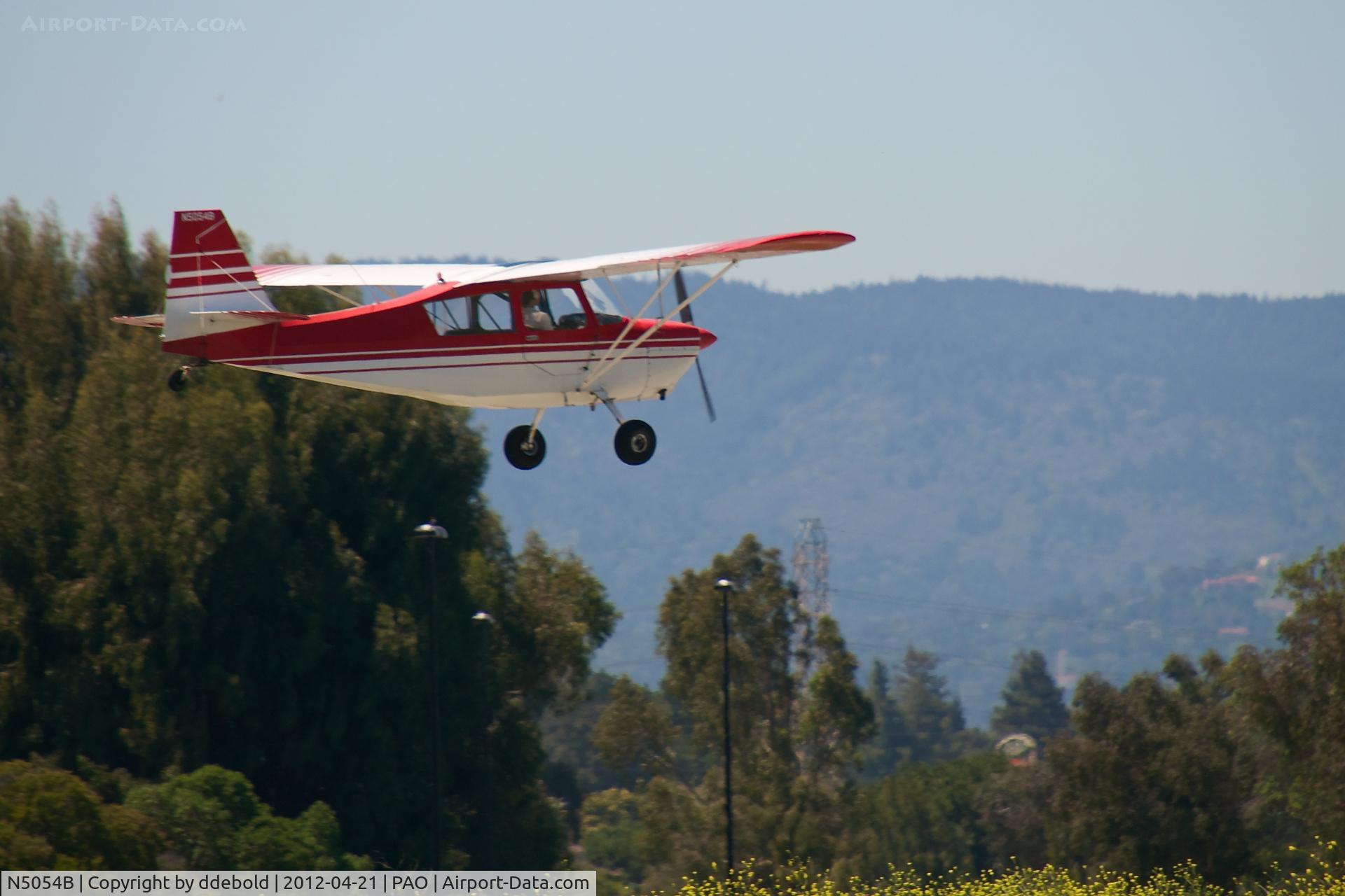 N5054B, 1979 Bellanca 7ECA Citabria C/N 1313-79, N5054B landing at Palo Alto Airport