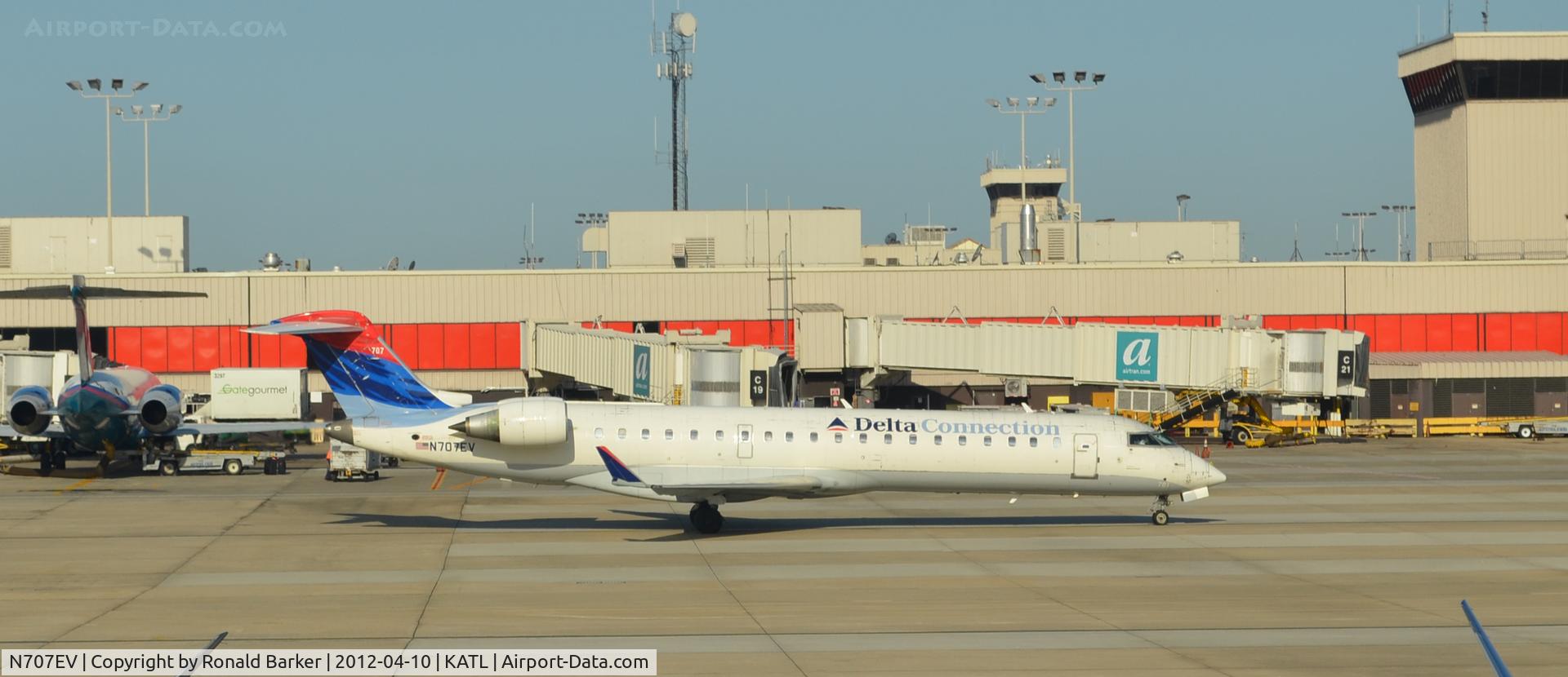 N707EV, 2002 Bombardier CRJ-701 (CL-600-2C10) Regional Jet C/N 10057, Taxi ATL