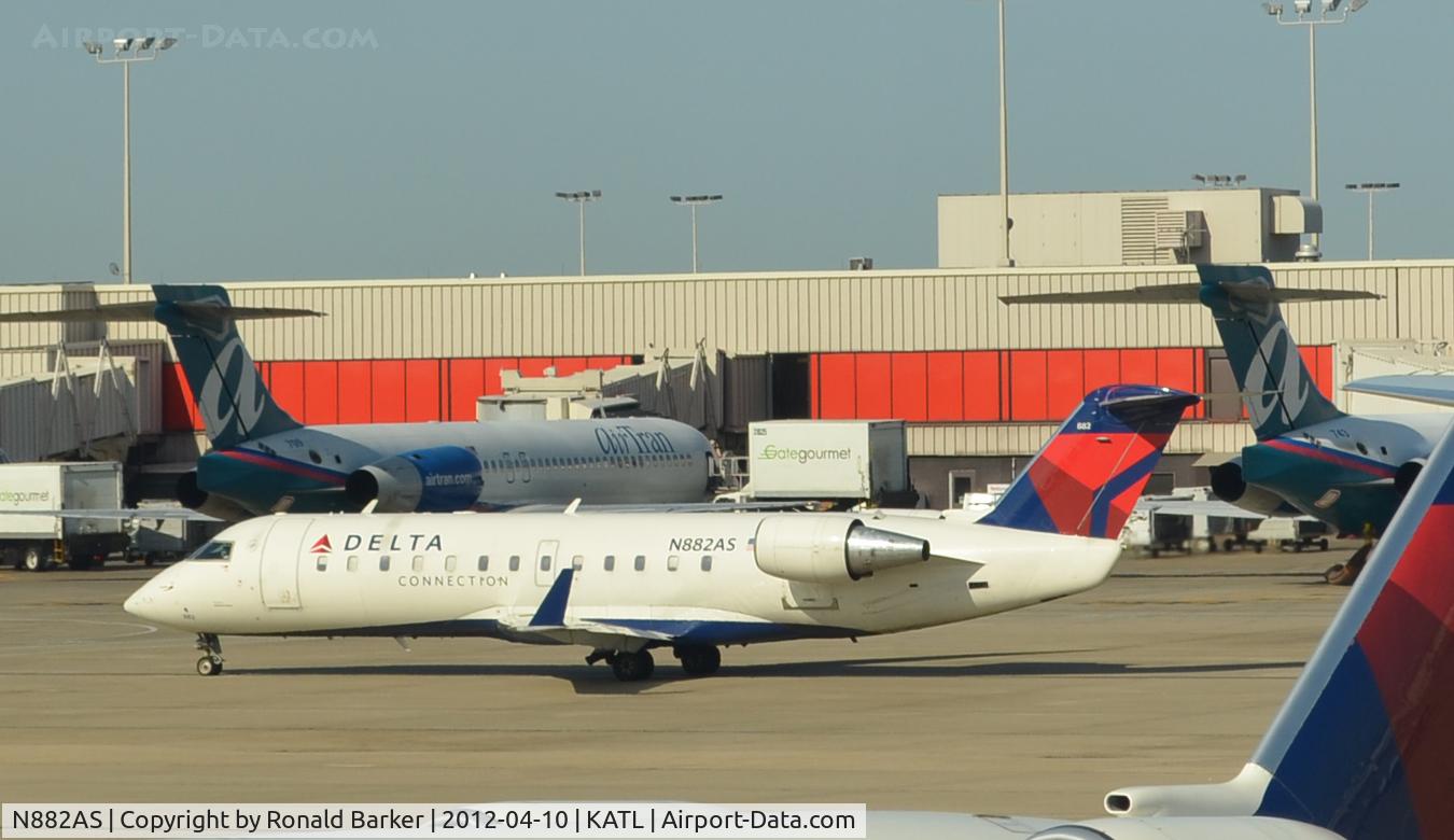 N882AS, 2001 Bombardier CRJ-200ER (CL-600-2B19) C/N 7503, ATL, GA