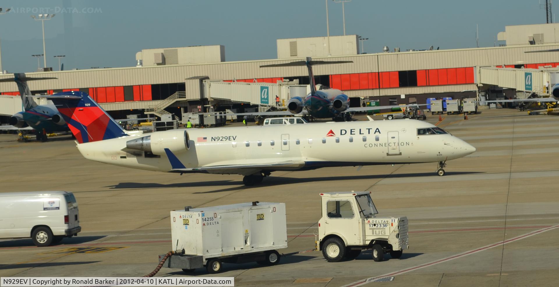 N929EV, 2004 Bombardier CRJ-200ER (CL-600-2B19) C/N 8007, ATL, GA