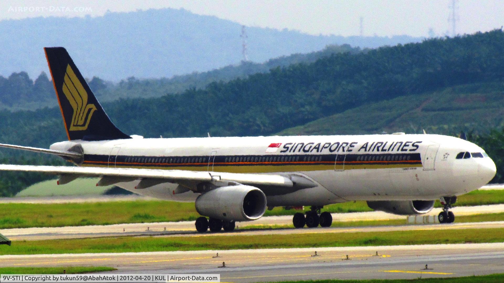 9V-STI, 2010 Airbus A330-343X C/N 1085, Singapore Airlines
