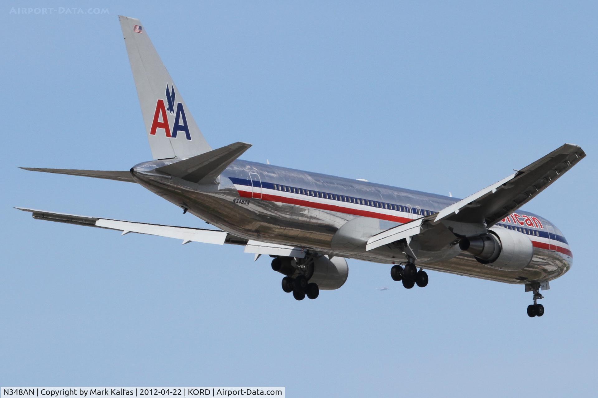 N348AN, 2003 Boeing 767-323/ER C/N 33087, American Airlines Boeing 767-323, AAL1196 arriving from Los Angeles International/KLAX, RWY 10 approach KORD.