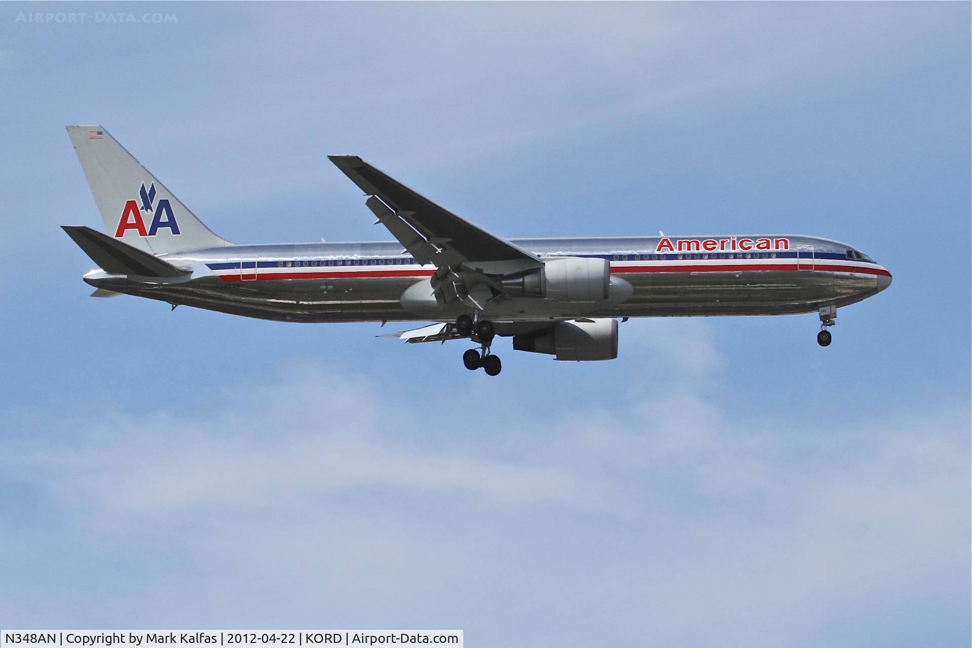N348AN, 2003 Boeing 767-323/ER C/N 33087, American Airlines Boeing 767-323, AAL1196 arriving from Los Angeles International/KLAX, RWY 10 approach KORD.