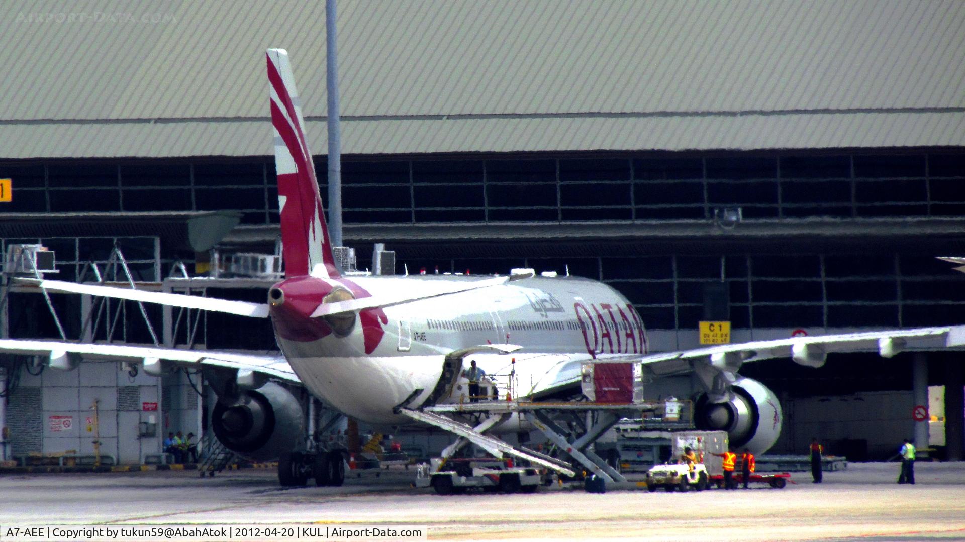 A7-AEE, 2005 Airbus A330-302 C/N 711, Qatar Airways