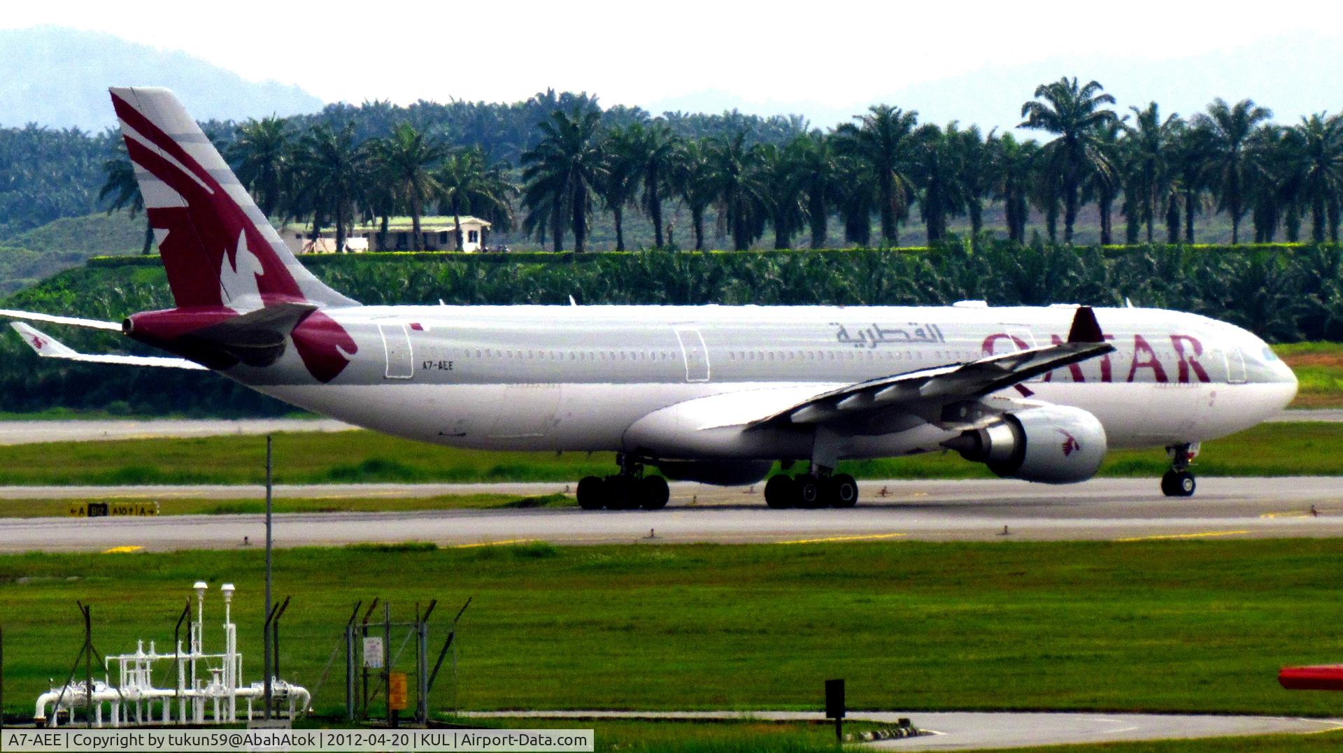 A7-AEE, 2005 Airbus A330-302 C/N 711, Qatar Airways