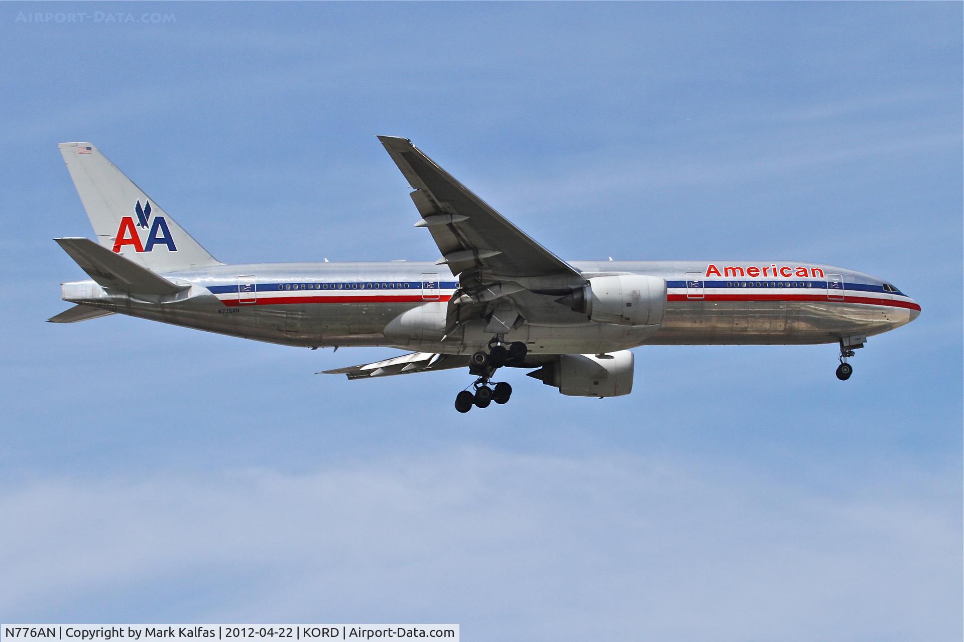 N776AN, 1999 Boeing 777-223 C/N 29582, American Airlines Boeing 777-223, AAL154 arriving from Narita International/RJAA, RWY 10 approach KORD.