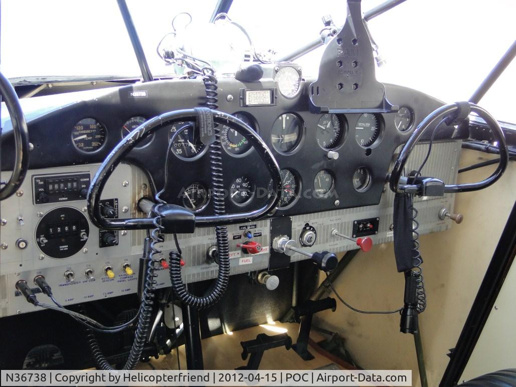 N36738, 1941 Stinson 10A C/N 8138, Cockpit