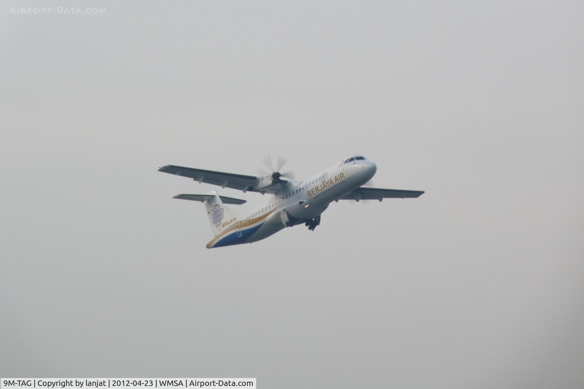 9M-TAG, 2009 ATR 72-212A C/N 858, Heading to LGK