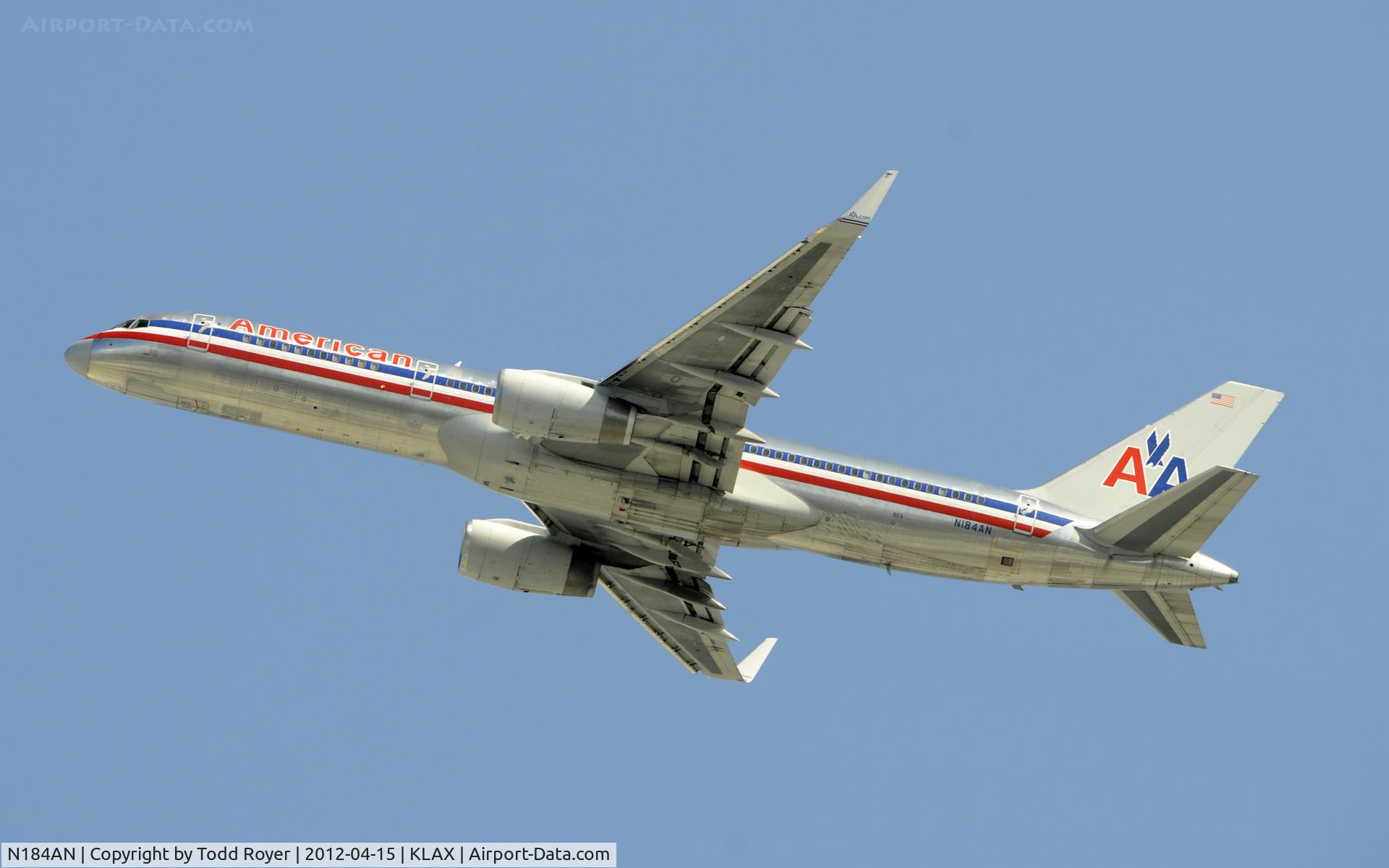 N184AN, 1999 Boeing 757-223 C/N 29594, Departing LAX on 25R