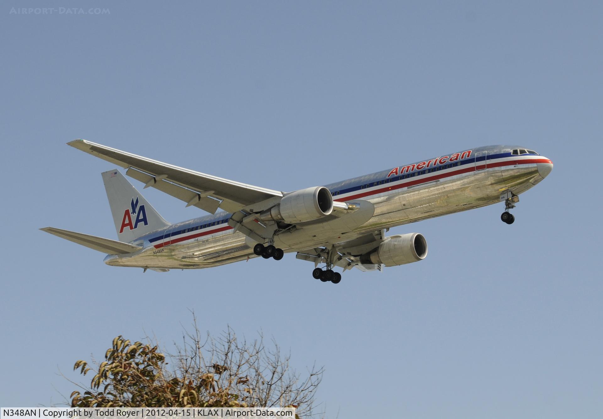 N348AN, 2003 Boeing 767-323/ER C/N 33087, Arriving at LAX on 24R