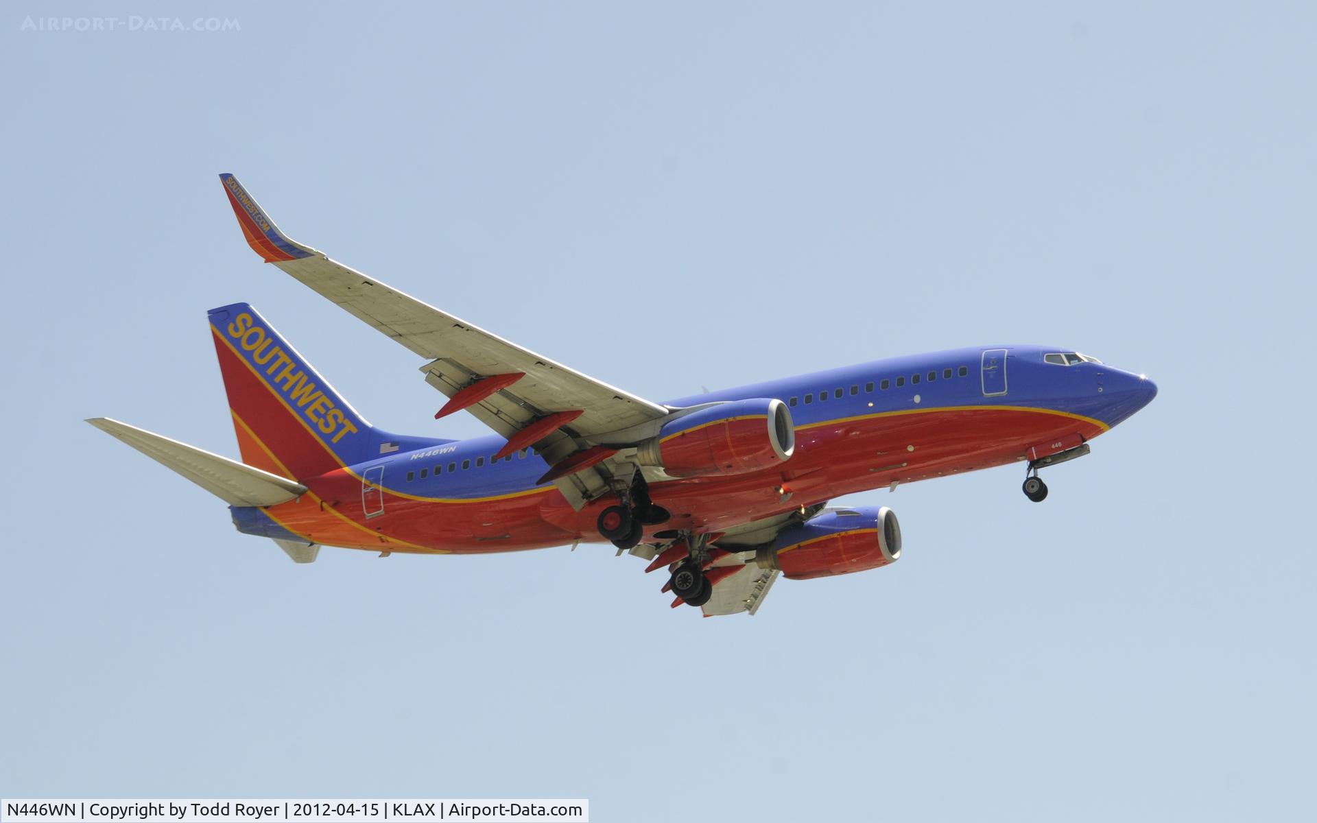 N446WN, 2003 Boeing 737-7H4 C/N 29842, Arriving at LAX on 24R