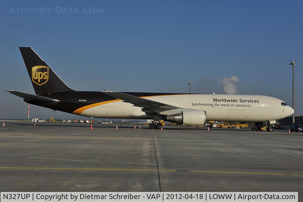 N327UP, 1998 Boeing 767-34AF C/N 27753, UPS Boeing 767-300