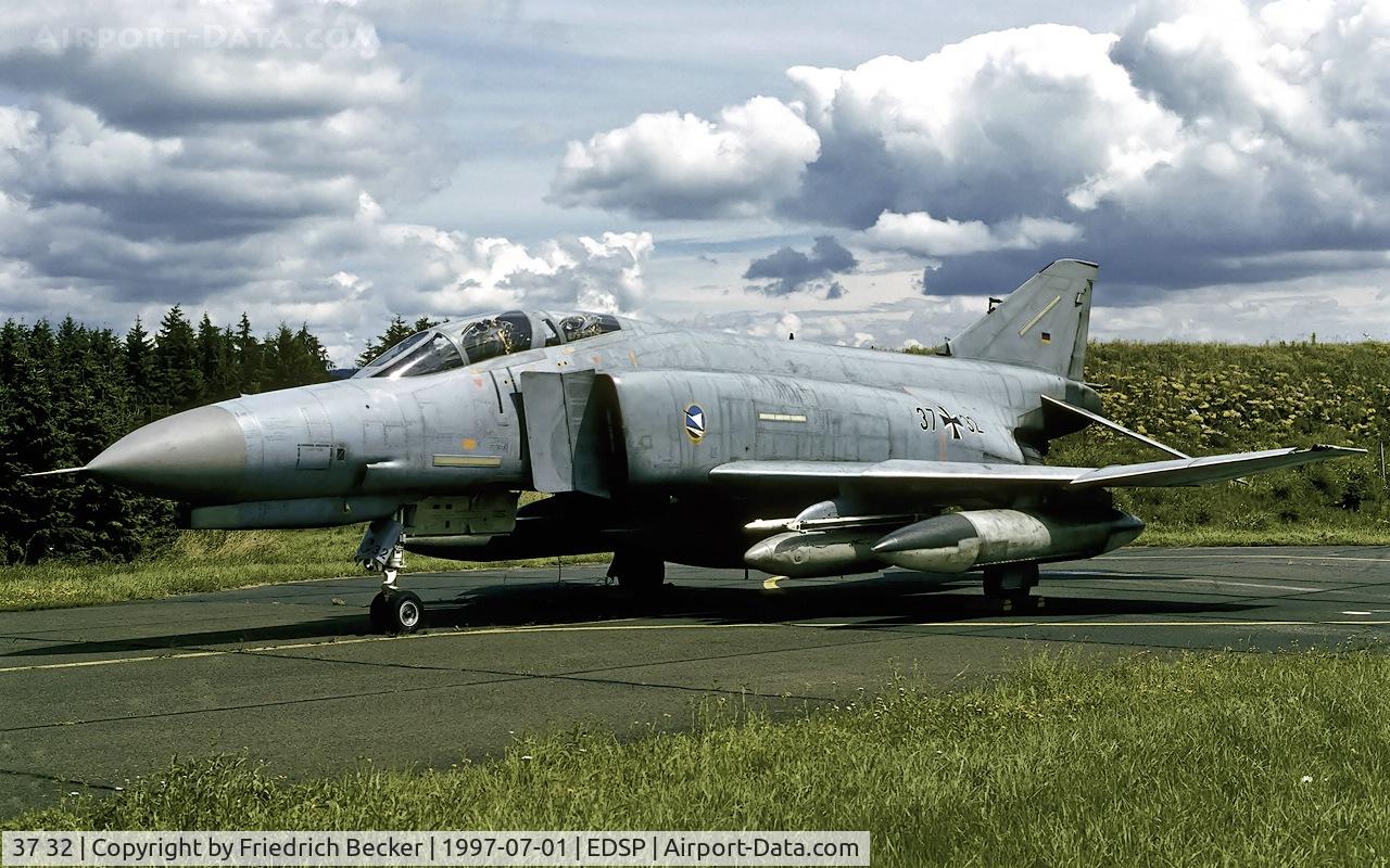 37 32, 1972 McDonnell Douglas F-4F Phantom II C/N 4427, JG74 F-4F transient at Fliegerhorst Pferdsfeld