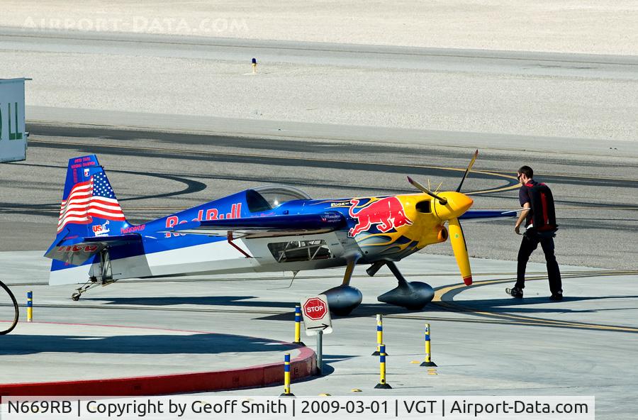 N669RB, 2000 Zivko Edge 540 C/N 0027, Red Bull visits VGT