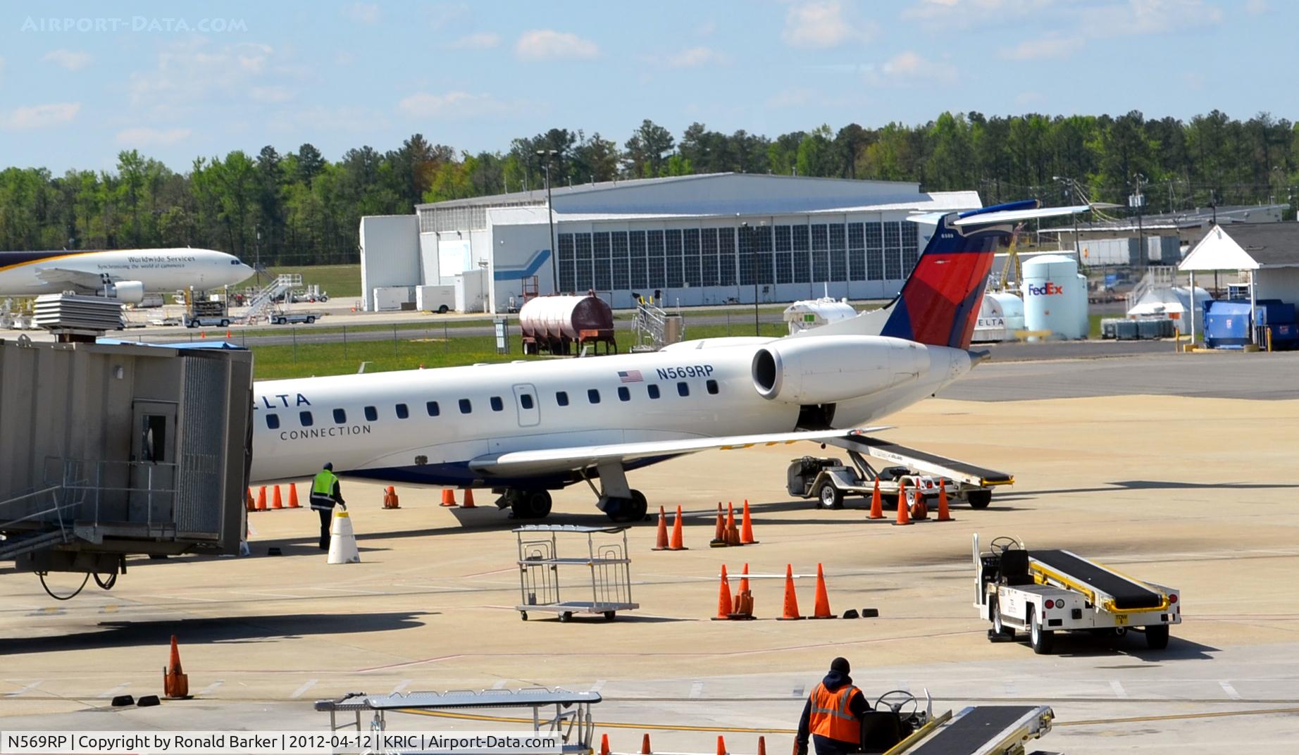 N569RP, 2004 Embraer ERJ-145LR (EMB-145LR) C/N 14500816, RIC, VA
