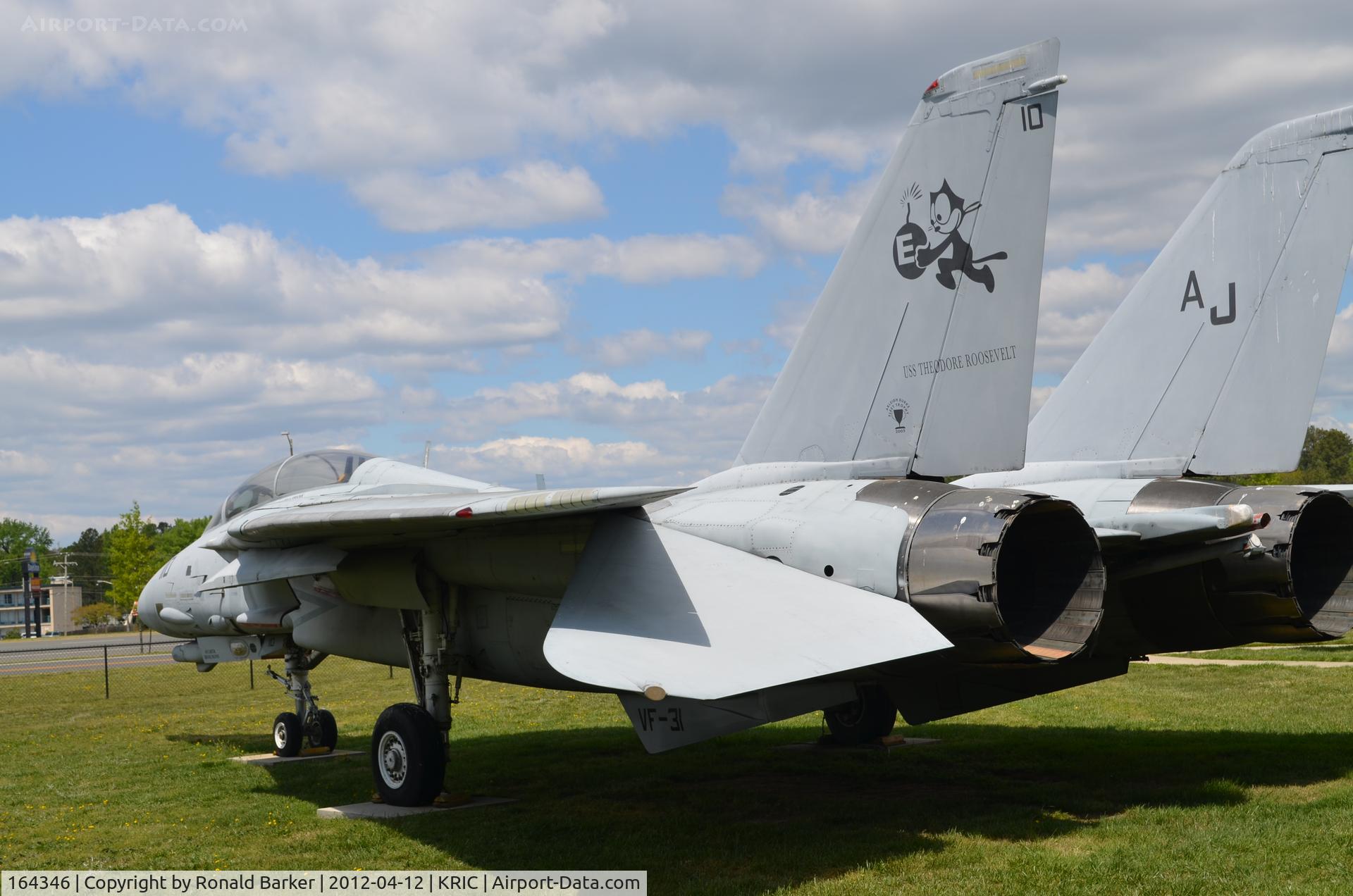 164346, 1992 Grumman F-14D Tomcat C/N 621, VA Air Museum