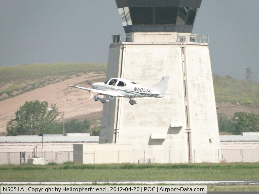 N5051A, 2004 Cirrus SR20 C/N 1419, Airbourne passing the tower from 26L