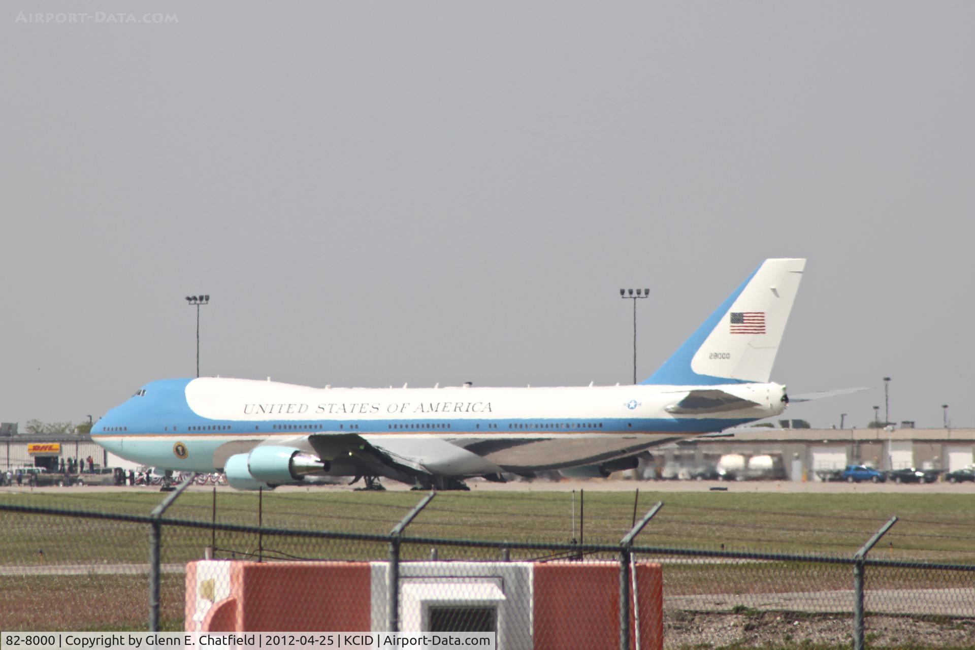 82-8000, 1987 Boeing VC-25A (747-2G4B) C/N 23824, Taxiing for departure.  Seen from 1/2 mile SE