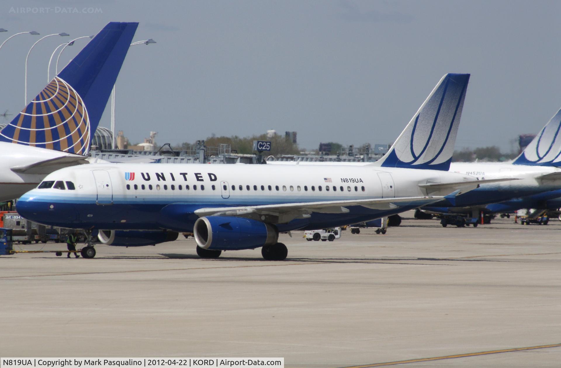 N819UA, 1998 Airbus A319-131 C/N 893, Airbus A319