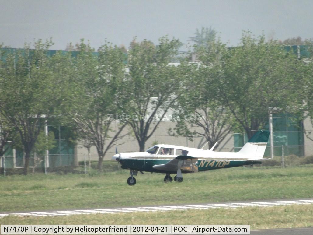 N7470P, 1961 Piper PA-24-250 Comanche C/N 24-2661, Rolling out after landing