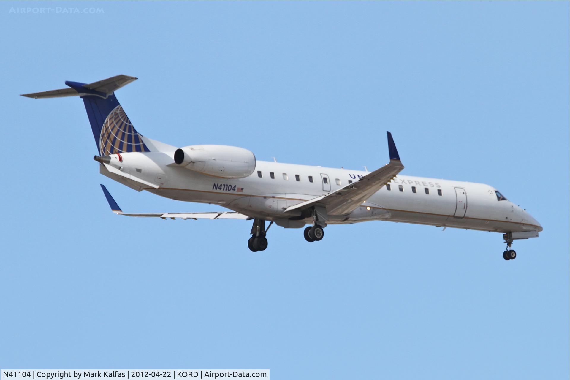 N41104, 2002 Embraer ERJ-145XR (EMB-145XR) C/N 145646, ExpressJet/United Express Embraer EMB-145XR, ASQ5849 arriving from Huntsville Intl./KHSV, RWY 10 approach KORD.
