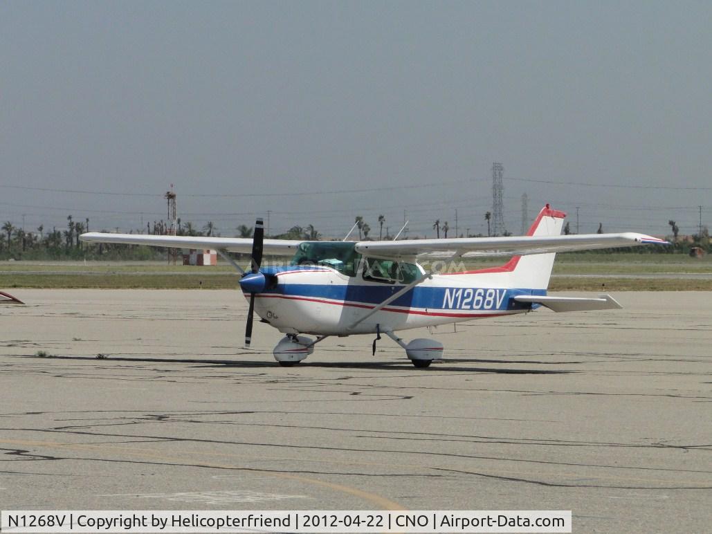 N1268V, 1976 Cessna R172K Hawk XP C/N R1722155, Taxiing back