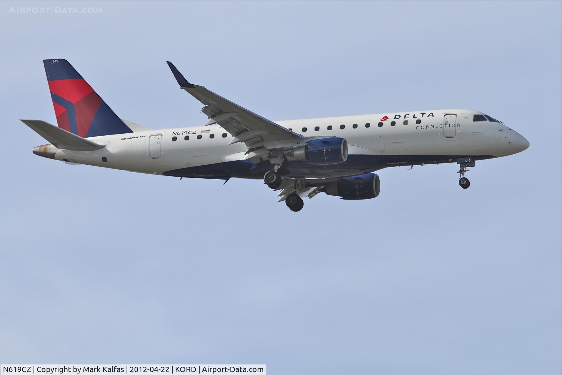 N619CZ, 2008 Embraer 175LR (ERJ-170-200LR) C/N 17000213, Compass Airlines/Delta Connection Embraer ERJ170-200LR, CPZ5780 arriving from KMSP, RWY 10 approach KORD.