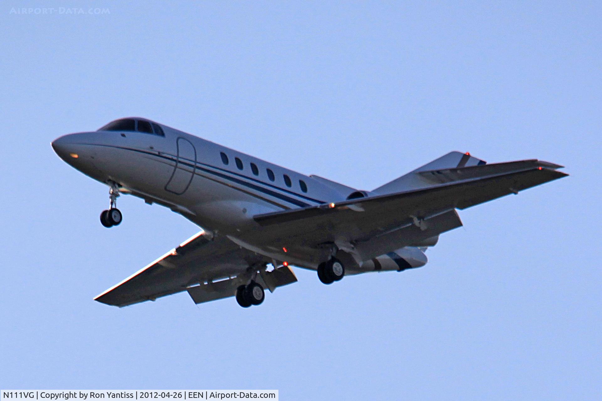 N111VG, 1999 Raytheon Hawker 800XP C/N 258403, Straight-in final for runway 02, Dillant-Hopkins Airport, Keene, NH