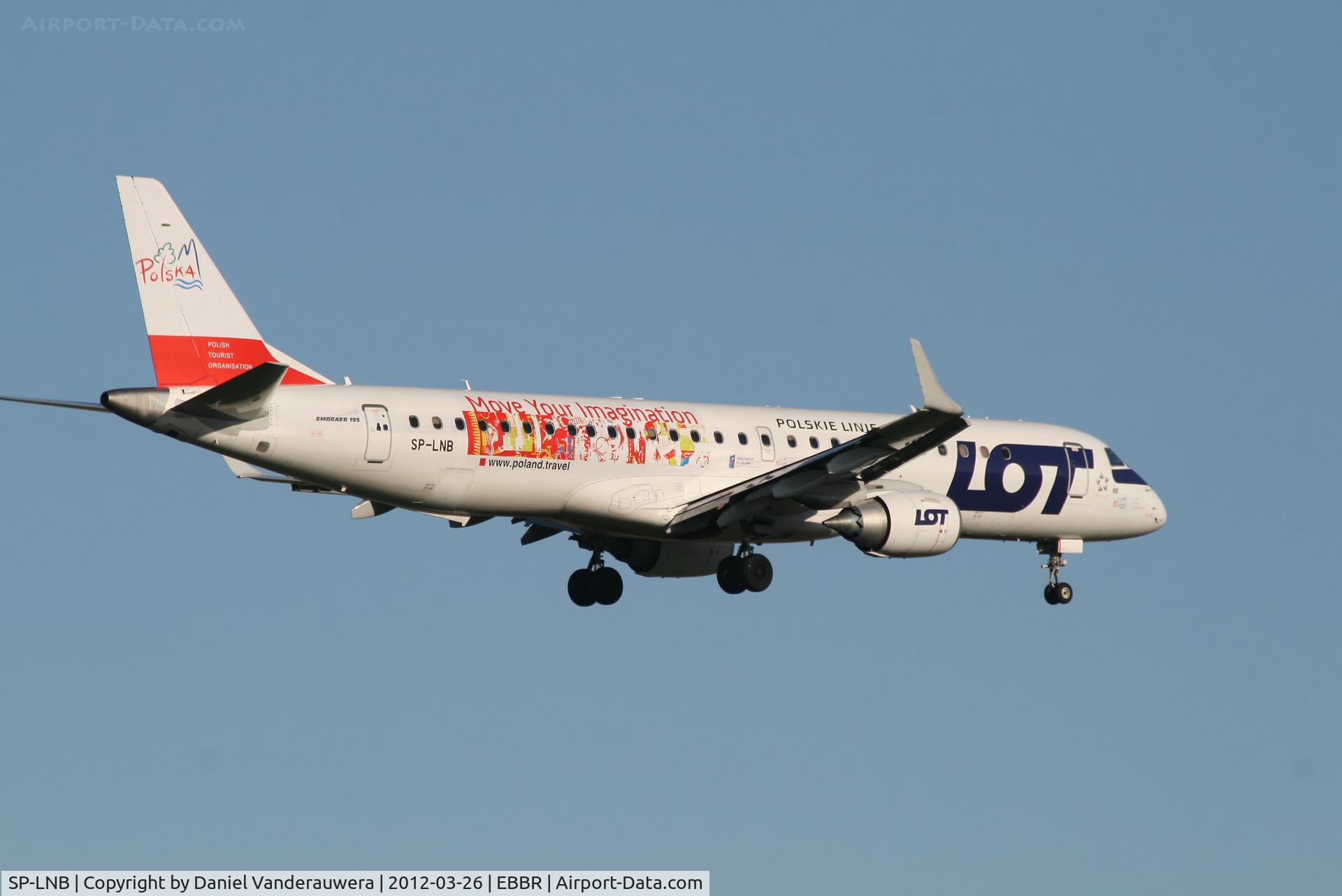 SP-LNB, 2011 Embraer 195LR (ERJ-190-200LR) C/N 19000444, Flight LO235 is descending to RWY 02