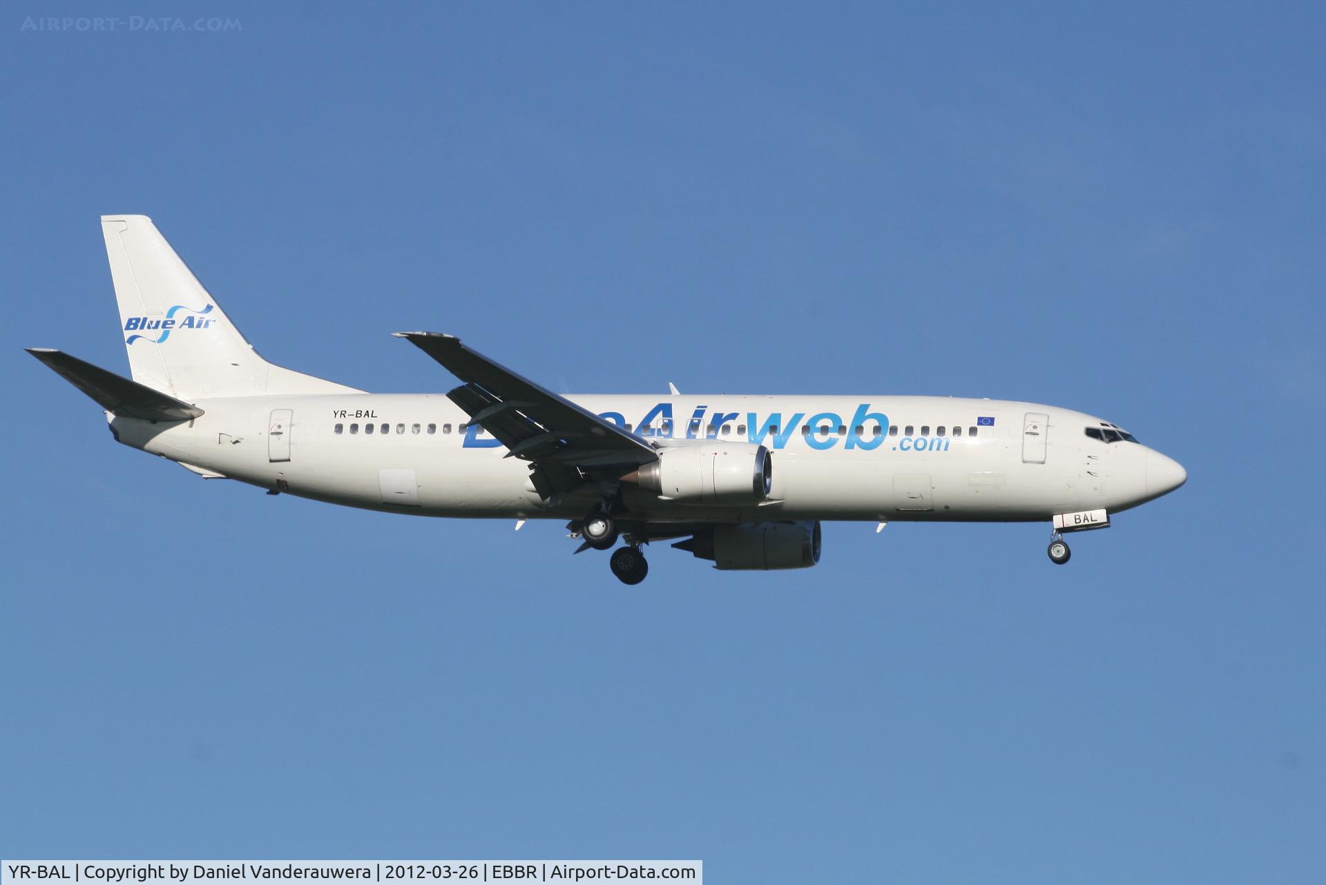 YR-BAL, 1991 Boeing 737-484 C/N 25314, Arrival of flight OB123 to RWY 02
