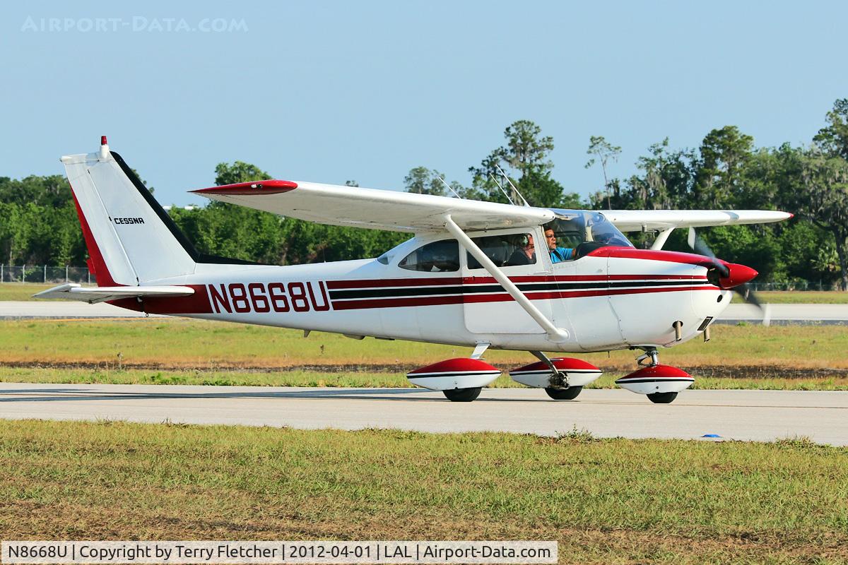 N8668U, 1965 Cessna 172F C/N 17252571, At 2012 Sun N Fun
