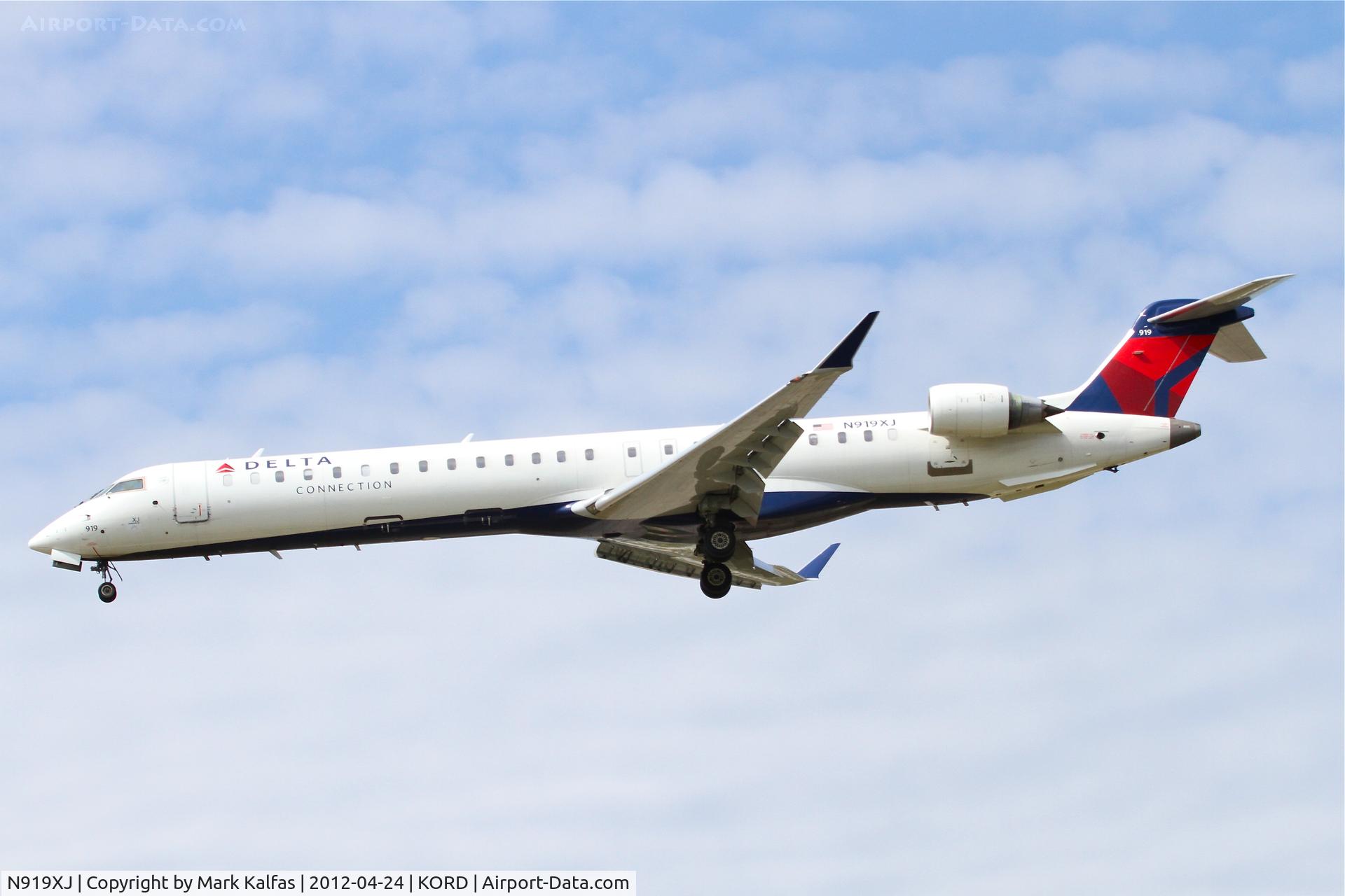 N919XJ, 2008 Bombardier CRJ-900ER (CL-600-2D24) C/N 15163, Pinnacle Airlines/Delta Connection Bombardier CL600-2D24, FLG3383 arriving from KSLC, RWY 28 approach KORD.